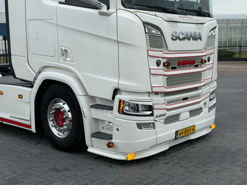 Scania R650 V8 FULL AIR, SHOW TRUCK, SPECIAL INTERIOR, SMART TACHO 2. - Trekker: afbeelding 5 Scania R650 V8 FULL AIR, SHOW TRUCK, SPECIAL INTERIOR, SMART TACHO 2. - Trekker: afbeelding 5