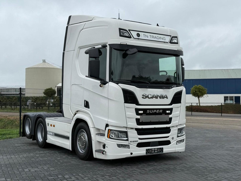 Scania R650 V8 VOLLUCHT, 2.95 WIELBASIS, PTO VOORBEREID, RETARDER. - Trekker: afbeelding 1 Scania R650 V8 VOLLUCHT, 2.95 WIELBASIS, PTO VOORBEREID, RETARDER. - Trekker: afbeelding 1