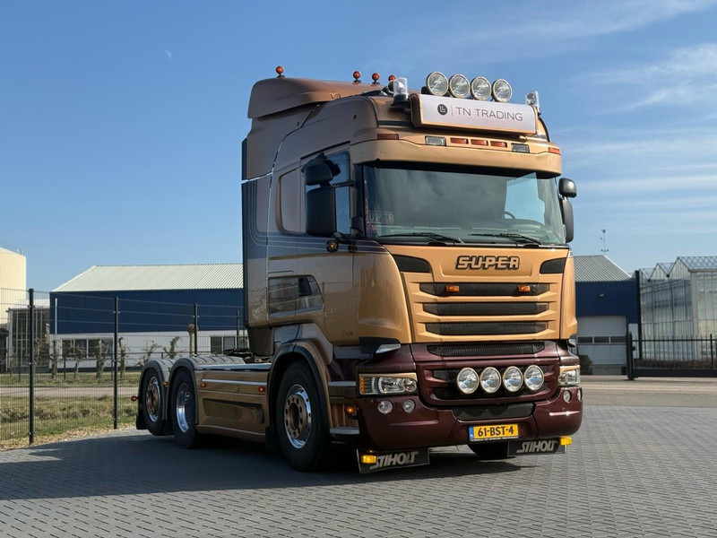 Scania R730 V8 V8, SHOWTRUCK VOLLUCHT, RETARDER, HYDRAULIEK, BOOGIE, ALU WIELEN, LEER. - Trekker: afbeelding 2 Scania R730 V8 V8, SHOWTRUCK VOLLUCHT, RETARDER, HYDRAULIEK, BOOGIE, ALU WIELEN, LEER. - Trekker: afbeelding 2