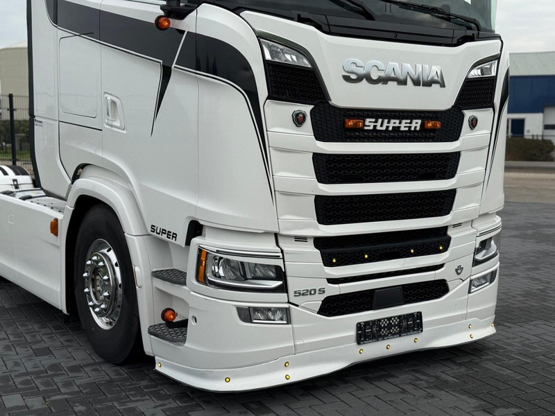 Scania S520 V8 NGS FULL SPOILER, PARK COOLER, FULL AIR, RETARDER, 6 BALLOONS. - Trekker: afbeelding 4 Scania S520 V8 NGS FULL SPOILER, PARK COOLER, FULL AIR, RETARDER, 6 BALLOONS. - Trekker: afbeelding 4