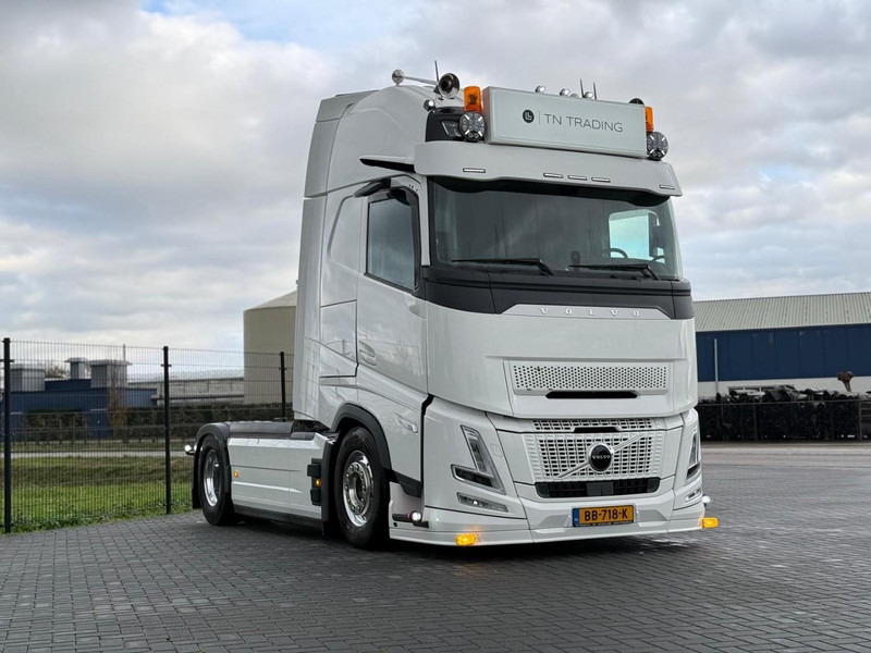 Volvo FH 13.460XL NEW, FULL AIR, ALCOA, HYDRAULIC, XL, SHOW, FULL. - Trekker: afbeelding 1 Volvo FH 13.460XL NEW, FULL AIR, ALCOA, HYDRAULIC, XL, SHOW, FULL. - Trekker: afbeelding 1