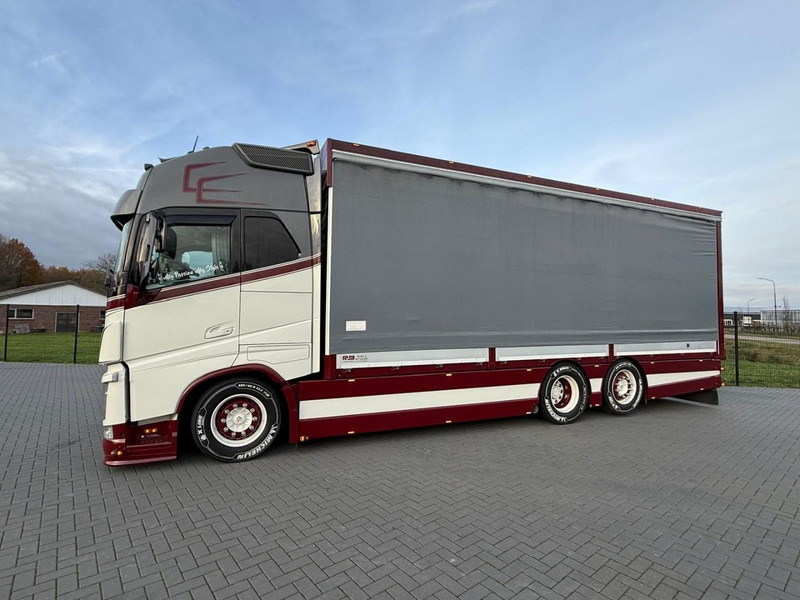 Volvo FH 13.500XL SHOW TRUCK, SPECIAL INTERIOR, TOP STAAT, VOLLUCHT, LAGE KM. - Bakwagen: afbeelding 5 Volvo FH 13.500XL SHOW TRUCK, SPECIAL INTERIOR, TOP STAAT, VOLLUCHT, LAGE KM. - Bakwagen: afbeelding 5