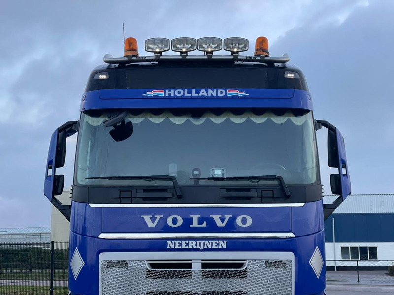 Volvo FH 460 NL TRUCK, ALCOA WHEELS, 2X TANK, CONTAINER! - Containertransporter/ Wissellaadbak vrachtwagen: afbeelding 4 Volvo FH 460 NL TRUCK, ALCOA WHEELS, 2X TANK, CONTAINER! - Containertransporter/ Wissellaadbak vrachtwagen: afbeelding 4