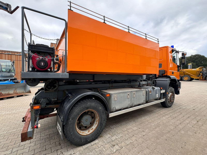 Iveco Eurotrakker 310 4x4 - Brandweerwagen: afbeelding 5 Iveco Eurotrakker 310 4x4 - Brandweerwagen: afbeelding 5