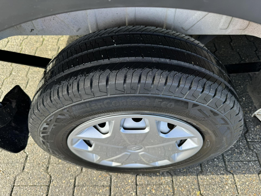 Ford Transit-290 2.0 TDCI L2H2 Trend Airco Cruise Pdc 3 Zitplaatsen Usb Laadruimte beveiliging - Gesloten bestelwagen: afbeelding 5 Ford Transit-290 2.0 TDCI L2H2 Trend Airco Cruise Pdc 3 Zitplaatsen Usb Laadruimte beveiliging - Gesloten bestelwagen: afbeelding 5