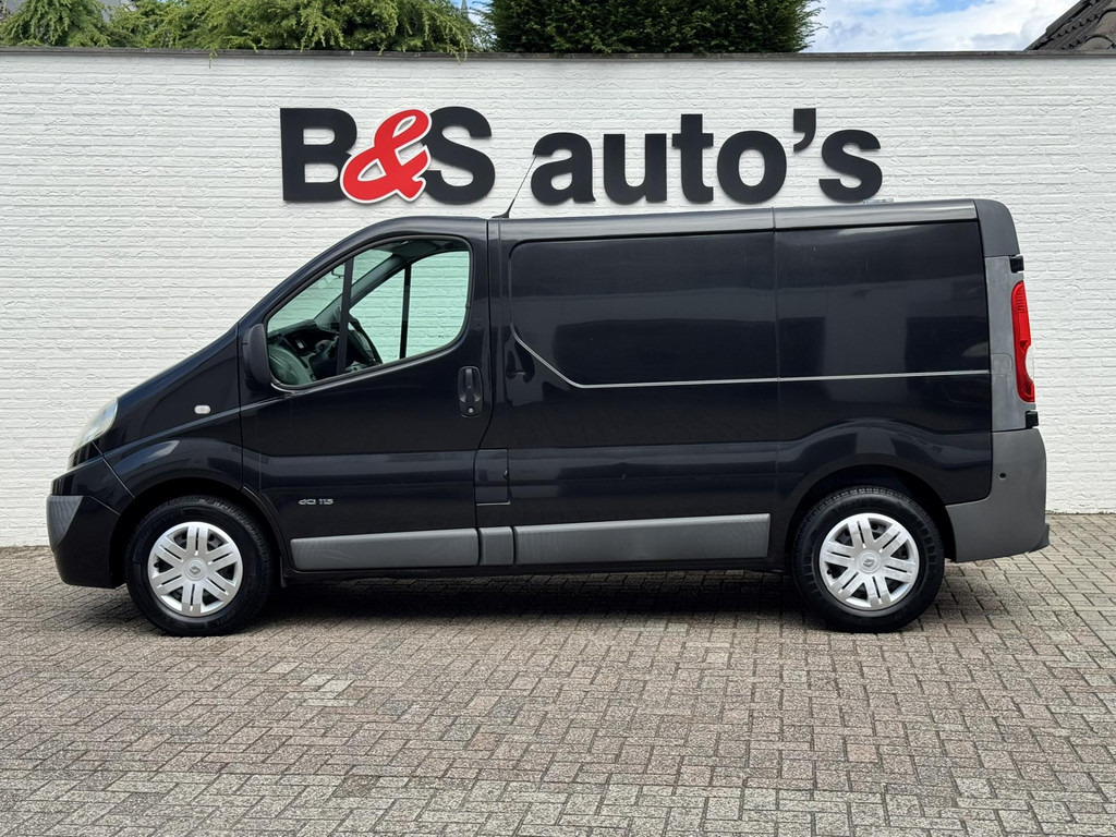 Renault Trafic-2.0 dCi T27 L1H1Navigatie Bleutooth Airco Elektrische ramen - Kleine bestelwagen: afbeelding 4 Renault Trafic-2.0 dCi T27 L1H1Navigatie Bleutooth Airco Elektrische ramen - Kleine bestelwagen: afbeelding 4