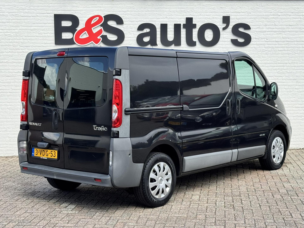 Renault Trafic-2.0 dCi T27 L1H1Navigatie Bleutooth Airco Elektrische ramen - Kleine bestelwagen: afbeelding 2 Renault Trafic-2.0 dCi T27 L1H1Navigatie Bleutooth Airco Elektrische ramen - Kleine bestelwagen: afbeelding 2