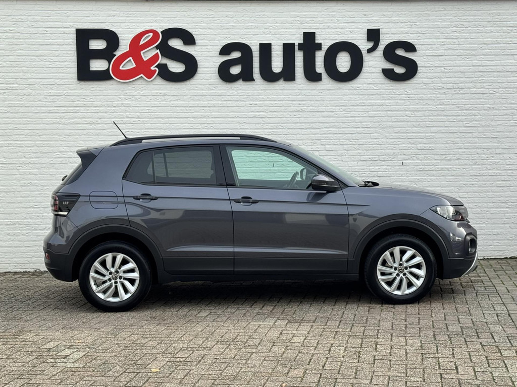Volkswagen T-Cross-1.0 TSI Adaptive cruise Climate control DAB radio Carplay - SUV: afbeelding 5 Volkswagen T-Cross-1.0 TSI Adaptive cruise Climate control DAB radio Carplay - SUV: afbeelding 5