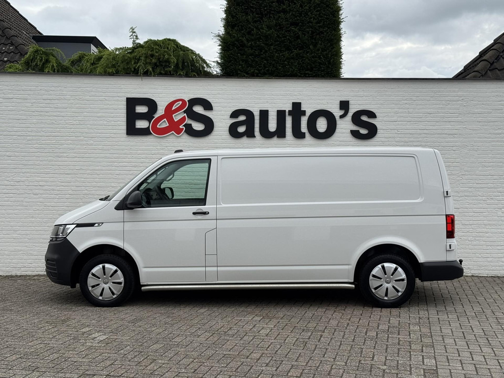 Volkswagen Transporter-2.0 TDI L2H1 28 Comfortline Navigatie Trekhaak Carplay Cruise Airco Lat om lat 4 Seizoenen banden - Gesloten bestelwagen: afbeelding 4 Volkswagen Transporter-2.0 TDI L2H1 28 Comfortline Navigatie Trekhaak Carplay Cruise Airco Lat om lat 4 Seizoenen banden - Gesloten bestelwagen: afbeelding 4