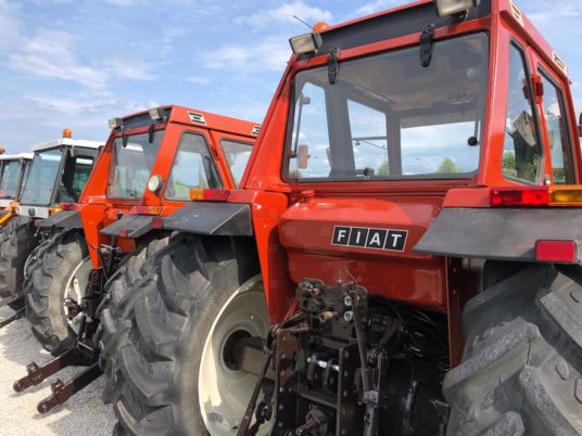 Fiat 880 DT tracteur - Tractor: afbeelding 4 Fiat 880 DT tracteur - Tractor: afbeelding 4