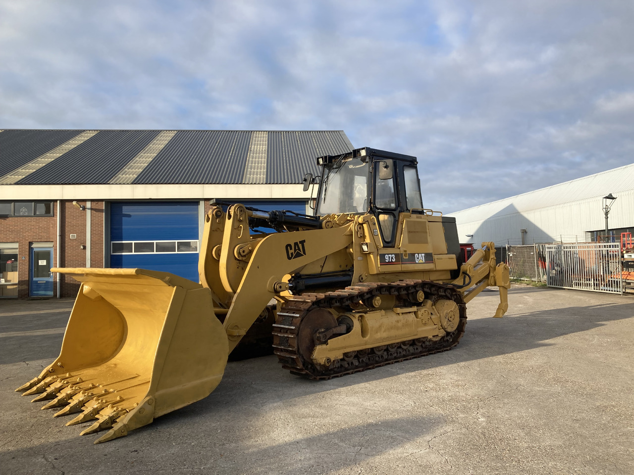 CATERPILLAR 973 - Rupslader: afbeelding 1 CATERPILLAR 973 - Rupslader: afbeelding 1