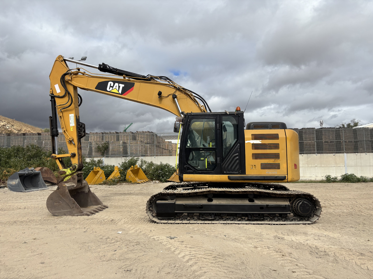CATERPILLAR 320EL RR - Rupsgraafmachine: afbeelding 2 CATERPILLAR 320EL RR - Rupsgraafmachine: afbeelding 2