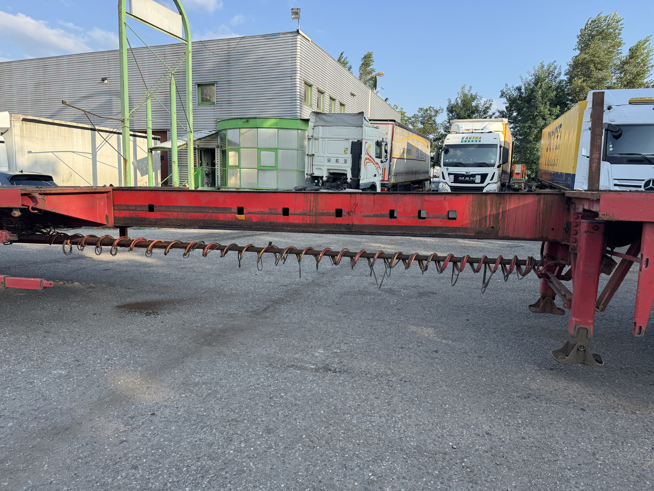 NOOTEBOOM Plateau extensible - Open bak met boorden oplegger: afbeelding 4 NOOTEBOOM Plateau extensible - Open bak met boorden oplegger: afbeelding 4