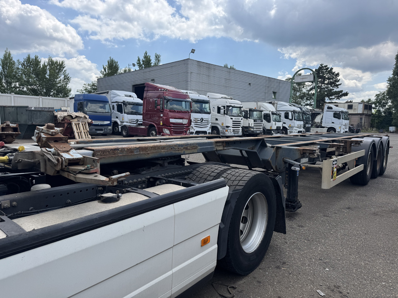 VAN HOOL Porte containers - Containertransporter/ Wissellaadbak oplegger: afbeelding 4 VAN HOOL Porte containers - Containertransporter/ Wissellaadbak oplegger: afbeelding 4