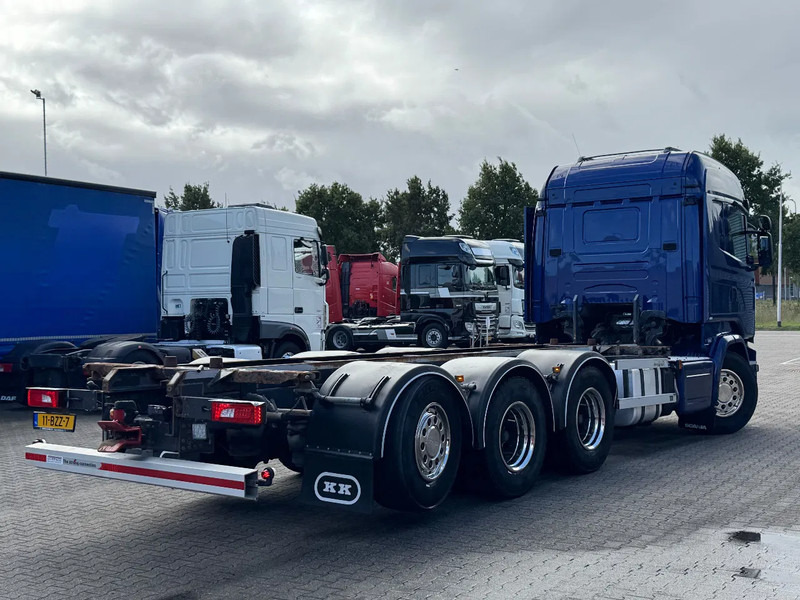 Scania R520 V8 8x4*4 Retarder / BDF / Full Air / Euro 6 - Containertransporter/ Wissellaadbak vrachtwagen: afbeelding 3 Scania R520 V8 8x4*4 Retarder / BDF / Full Air / Euro 6 - Containertransporter/ Wissellaadbak vrachtwagen: afbeelding 3