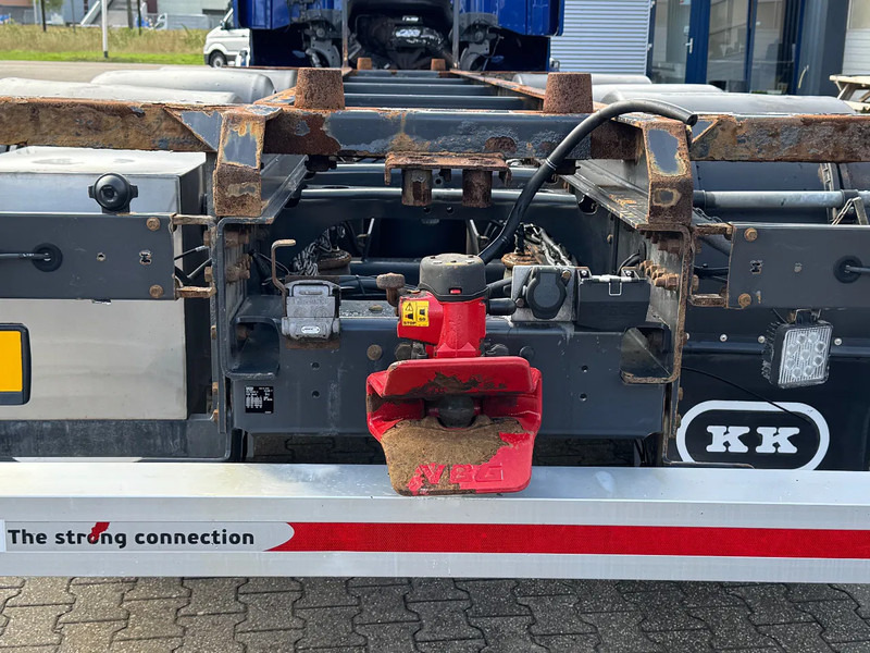 Scania R520 V8 8x4*4 Retarder / BDF / Full Air / Euro 6 - Containertransporter/ Wissellaadbak vrachtwagen: afbeelding 5 Scania R520 V8 8x4*4 Retarder / BDF / Full Air / Euro 6 - Containertransporter/ Wissellaadbak vrachtwagen: afbeelding 5