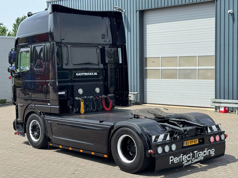 DAF XF 105.460 Super Space Cab Showtruck *TOP* - Trekker: afbeelding 4 DAF XF 105.460 Super Space Cab Showtruck *TOP* - Trekker: afbeelding 4
