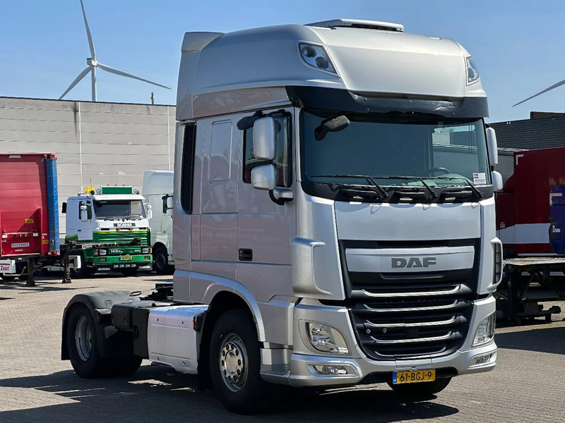 DAF XF 440 Super Space Cab Smart Tacho Apk *NL-Truck* - Trekker: afbeelding 2 DAF XF 440 Super Space Cab Smart Tacho Apk *NL-Truck* - Trekker: afbeelding 2