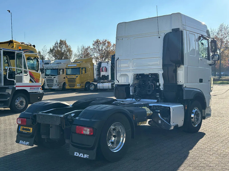 DAF XF 450 Space Cab - Euro 6 - Alcoa - Smart Tacho - Trekker: afbeelding 3 DAF XF 450 Space Cab - Euro 6 - Alcoa - Smart Tacho - Trekker: afbeelding 3