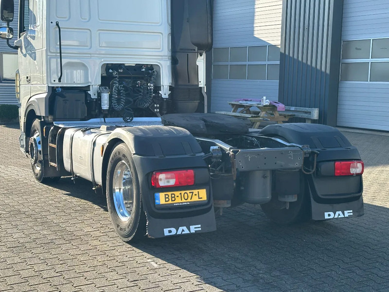 DAF XF 450 Space Cab - Euro 6 - Alcoa - Smart Tacho - Trekker: afbeelding 5 DAF XF 450 Space Cab - Euro 6 - Alcoa - Smart Tacho - Trekker: afbeelding 5
