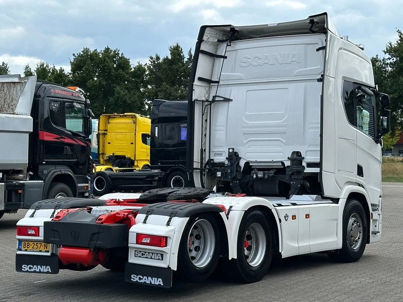 Scania R650 V8 6x2 Boogie / Retarder / 2 Tank / Full Air / Full Spoiler - Trekker: afbeelding 3 Scania R650 V8 6x2 Boogie / Retarder / 2 Tank / Full Air / Full Spoiler - Trekker: afbeelding 3