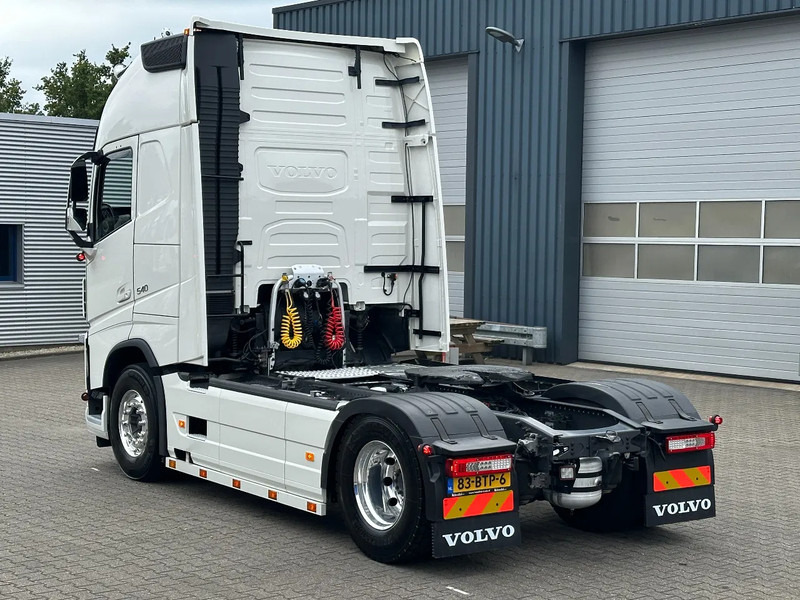 Volvo FH 13.540 Globe XL 4x2 Full Spoiler / ADR / 418 Tkm! *TOP* - Trekker: afbeelding 4 Volvo FH 13.540 Globe XL 4x2 Full Spoiler / ADR / 418 Tkm! *TOP* - Trekker: afbeelding 4