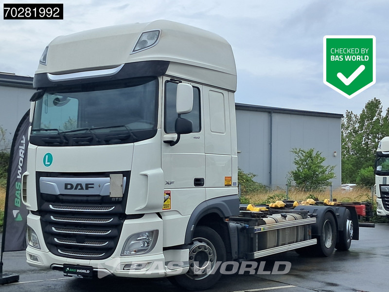 DAF XF 480 6X2 BDF 2xTanks Lift+lenkasche Automatic Retarder ACC Euro 6 - Containertransporter/ Wissellaadbak vrachtwagen: afbeelding 1 DAF XF 480 6X2 BDF 2xTanks Lift+lenkasche Automatic Retarder ACC Euro 6 - Containertransporter/ Wissellaadbak vrachtwagen: afbeelding 1