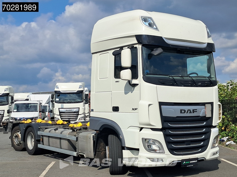 DAF XF 480 6X2 SSC BDF Retarder 2xTanks Lift+Lenkachse ACC Euro 6 - Containertransporter/ Wissellaadbak vrachtwagen: afbeelding 3 DAF XF 480 6X2 SSC BDF Retarder 2xTanks Lift+Lenkachse ACC Euro 6 - Containertransporter/ Wissellaadbak vrachtwagen: afbeelding 3