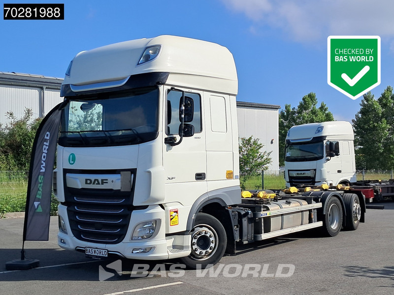DAF XF 480 6X2 SSC Retarder 2x Tanks Lift+Lenkachse ACC LED - Containertransporter/ Wissellaadbak vrachtwagen: afbeelding 1 DAF XF 480 6X2 SSC Retarder 2x Tanks Lift+Lenkachse ACC LED - Containertransporter/ Wissellaadbak vrachtwagen: afbeelding 1