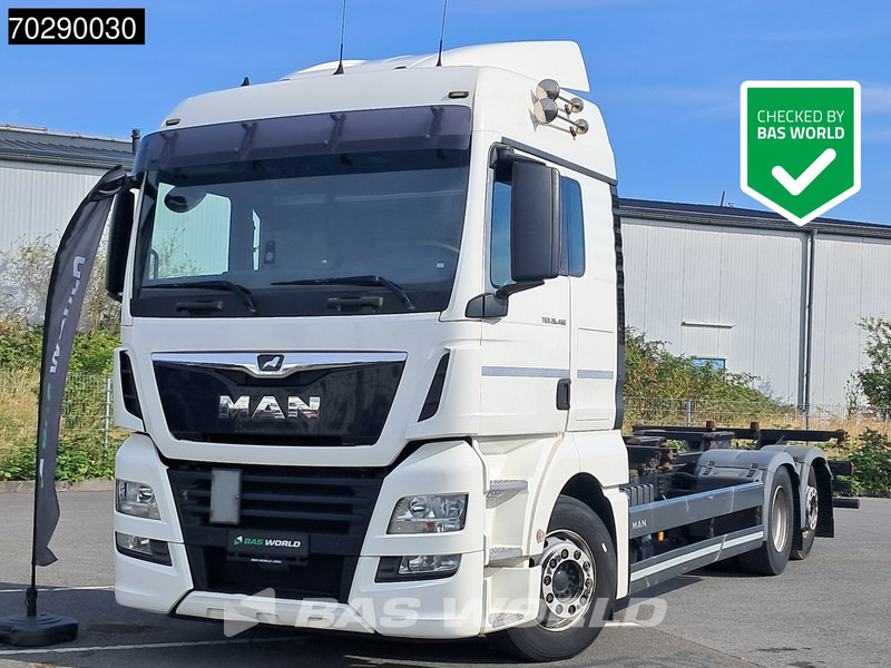 Containertransporter/ Wissellaadbak vrachtwagen MAN TGX 26.460 6X2 BDF Liftaxle Automatic Retarder ACC Euro 6: afbeelding 1