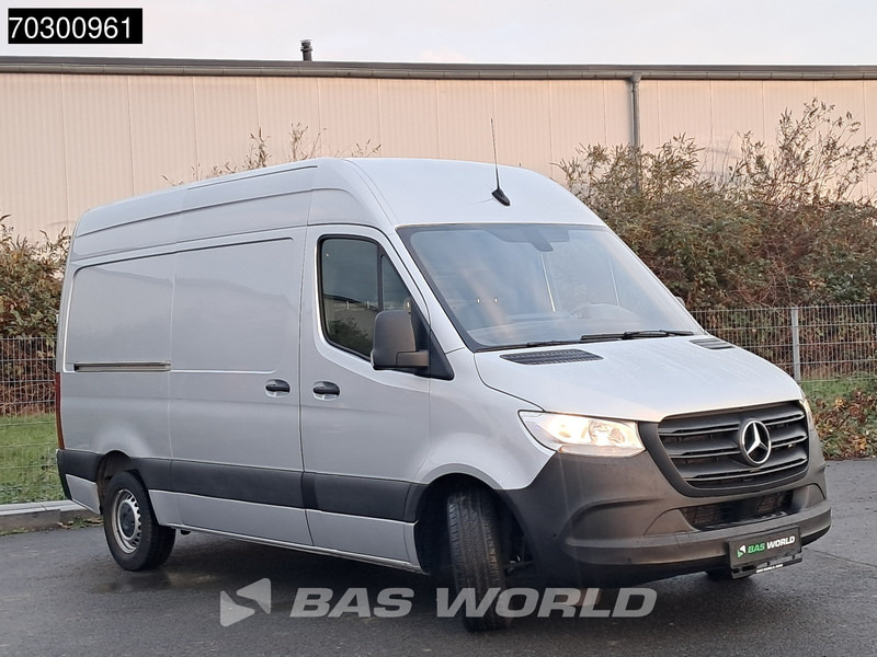 Mercedes-Benz Sprinter 315 CDI Automatik L2H2 150PS Klima Kamera Parkensensoren MBUX CarPlay Euro6 L2 A/C - Kleine bestelwagen: afbeelding 2 Mercedes-Benz Sprinter 315 CDI Automatik L2H2 150PS Klima Kamera Parkensensoren MBUX CarPlay Euro6 L2 A/C - Kleine bestelwagen: afbeelding 2