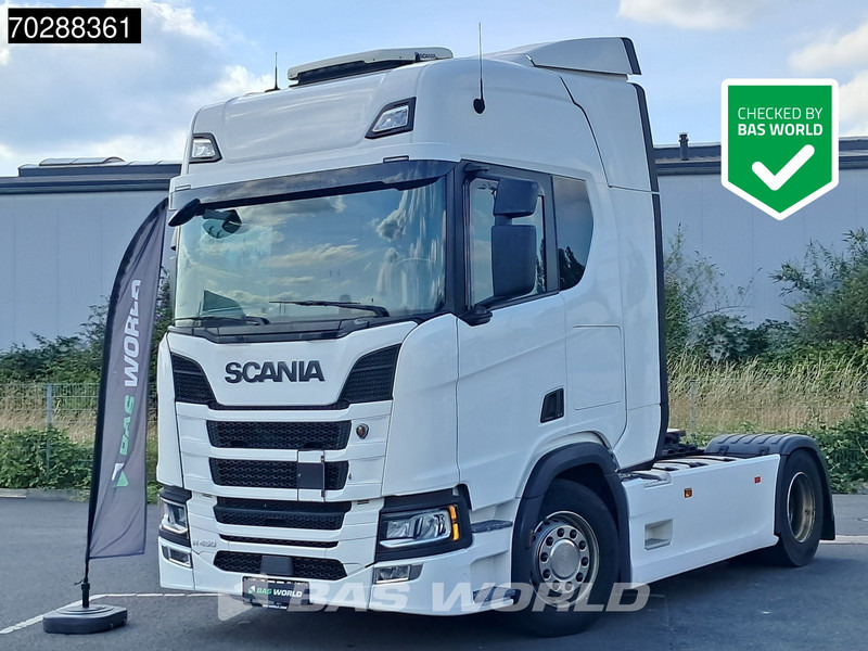 Scania R450 4X2 Retarder 2xTanks Standklima Navi Euro 6 - Trekker: afbeelding 1 Scania R450 4X2 Retarder 2xTanks Standklima Navi Euro 6 - Trekker: afbeelding 1