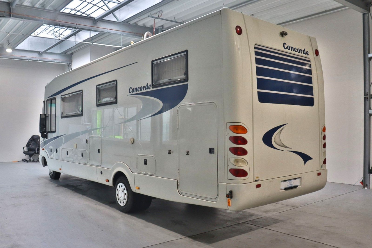 Concorde Charisma I 880 F/Automatik/Festbett/Klima/Solar Concorde Charisma I 880 F/Automatik/Festbett/Klima/Solar - Integraal camper: afbeelding 3 Concorde Charisma I 880 F/Automatik/Festbett/Klima/Solar Concorde Charisma I 880 F/Automatik/Festbett/Klima/Solar - Integraal camper: afbeelding 3