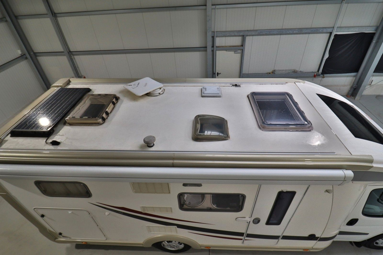 Eura Mobil T 700 EB/Einzelbetten/Garage/Klima/Solar - Half integraal camper: afbeelding 4 Eura Mobil T 700 EB/Einzelbetten/Garage/Klima/Solar - Half integraal camper: afbeelding 4