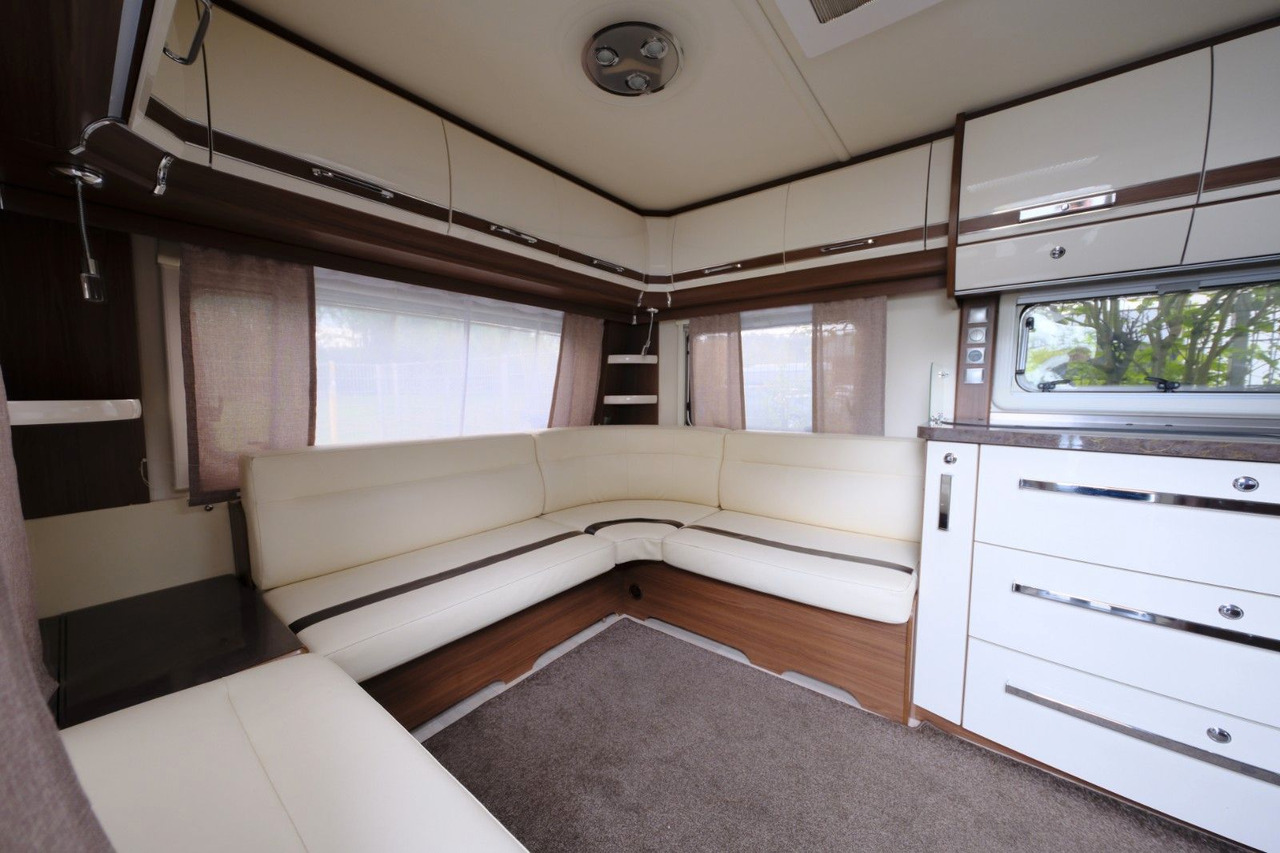 Fendt Saphir 700/Festbett+Rundsitzgruppe/Klimaanlage - Caravan: afbeelding 5 Fendt Saphir 700/Festbett+Rundsitzgruppe/Klimaanlage - Caravan: afbeelding 5