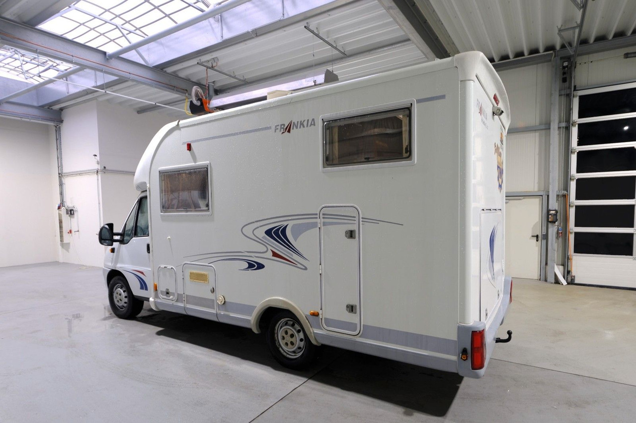 Frankia T 650 BD/Festbett/Garage/Solar/Markise Frankia T 650 BD/Festbett/Garage/Solar/Markise - Half integraal camper: afbeelding 3 Frankia T 650 BD/Festbett/Garage/Solar/Markise Frankia T 650 BD/Festbett/Garage/Solar/Markise - Half integraal camper: afbeelding 3