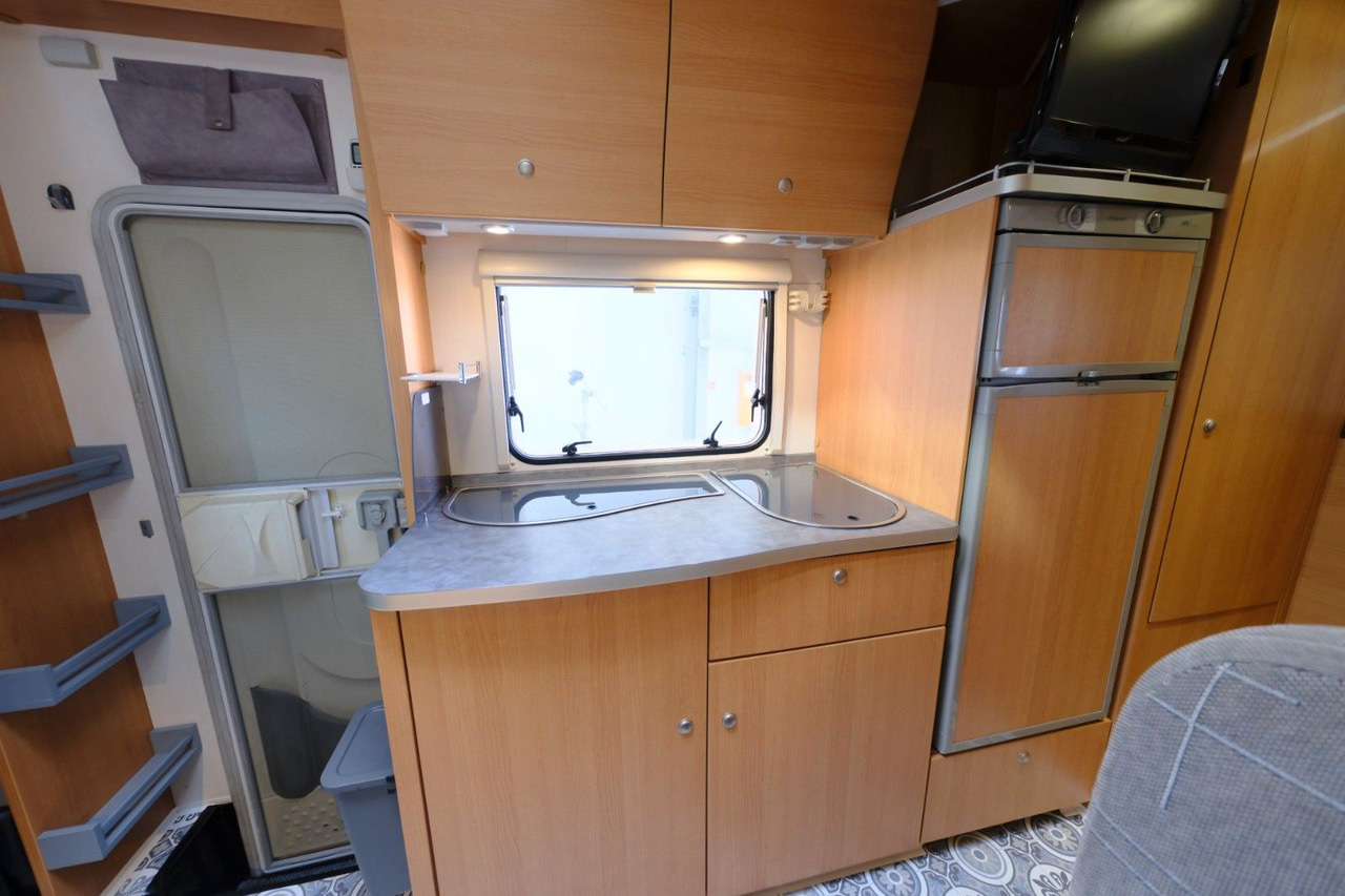 Alkoof camper Knaus Sun Traveller 658 LG/Festbett/ DPF Grün/Garage: afbeelding 19