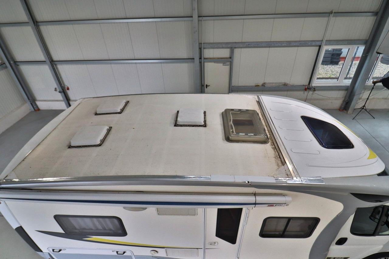 P.L.A. S 695 / Festbett / Klimaanlage / Finanzierung - Half integraal camper: afbeelding 4 P.L.A. S 695 / Festbett / Klimaanlage / Finanzierung - Half integraal camper: afbeelding 4