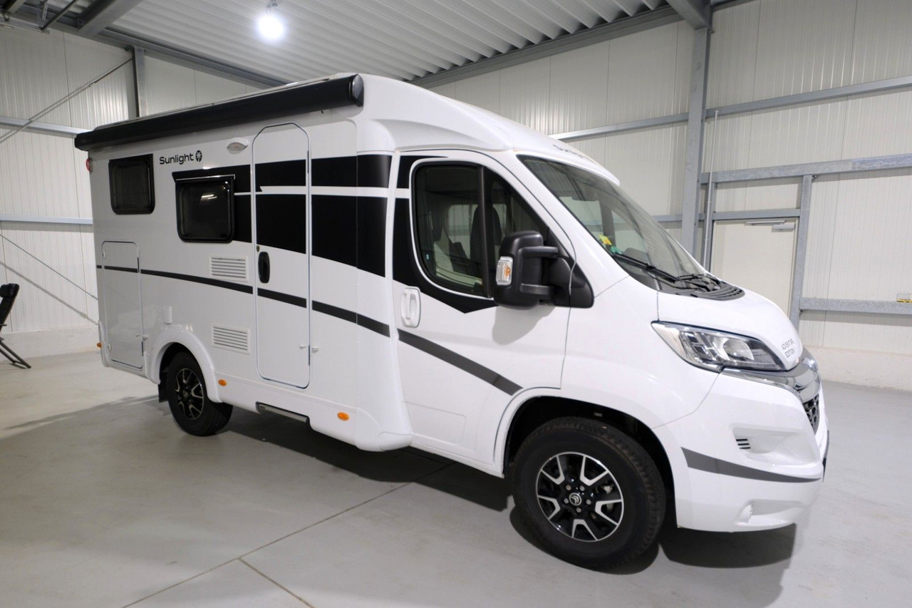 Sunlight V 60 Adventure Edition/Festbett/Garage/Klima/TOP - Half integraal camper: afbeelding 1 Sunlight V 60 Adventure Edition/Festbett/Garage/Klima/TOP - Half integraal camper: afbeelding 1