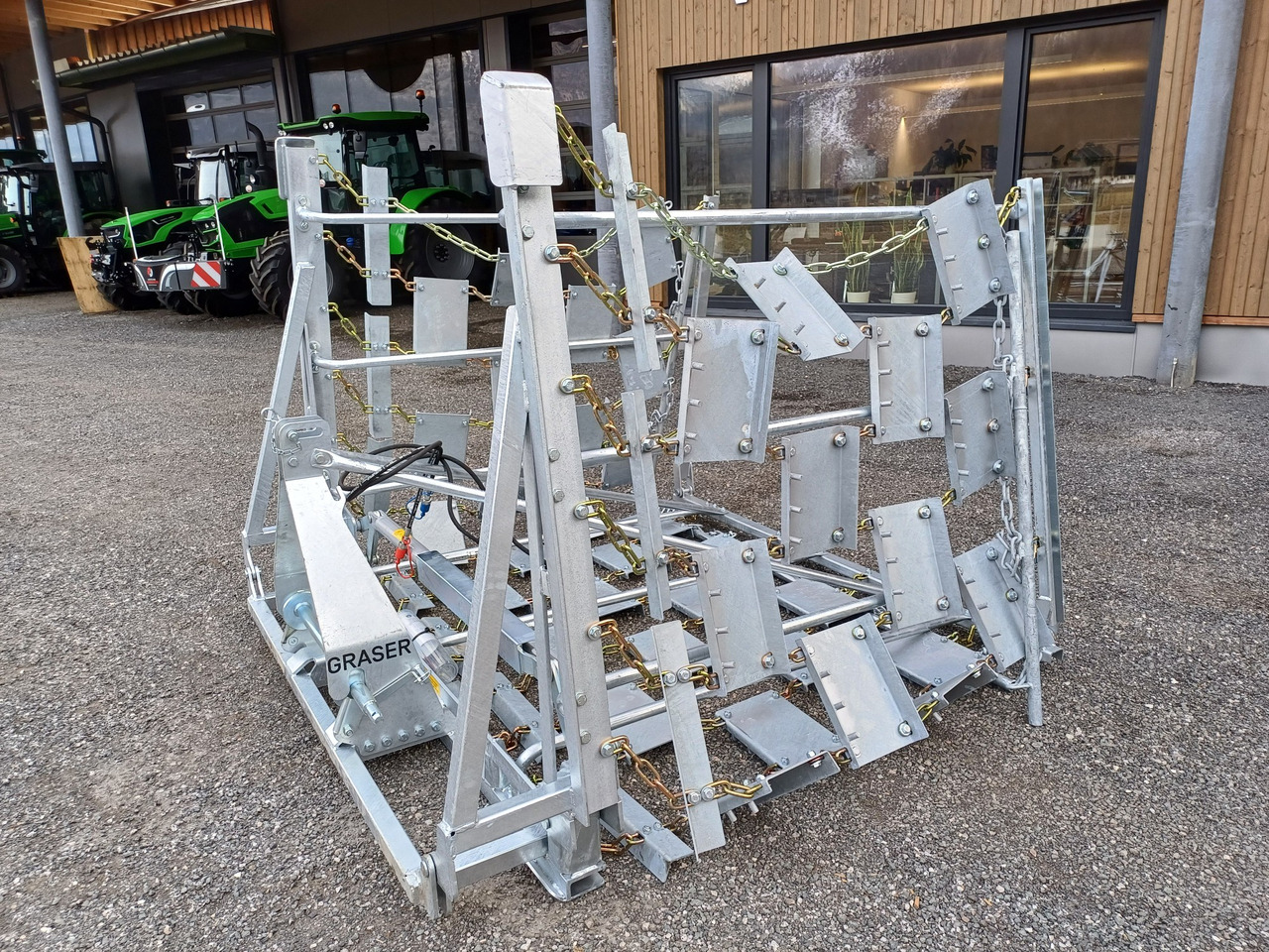 Gorenc Graser 500H (22743) - Weidesleep: afbeelding 2 Gorenc Graser 500H (22743) - Weidesleep: afbeelding 2