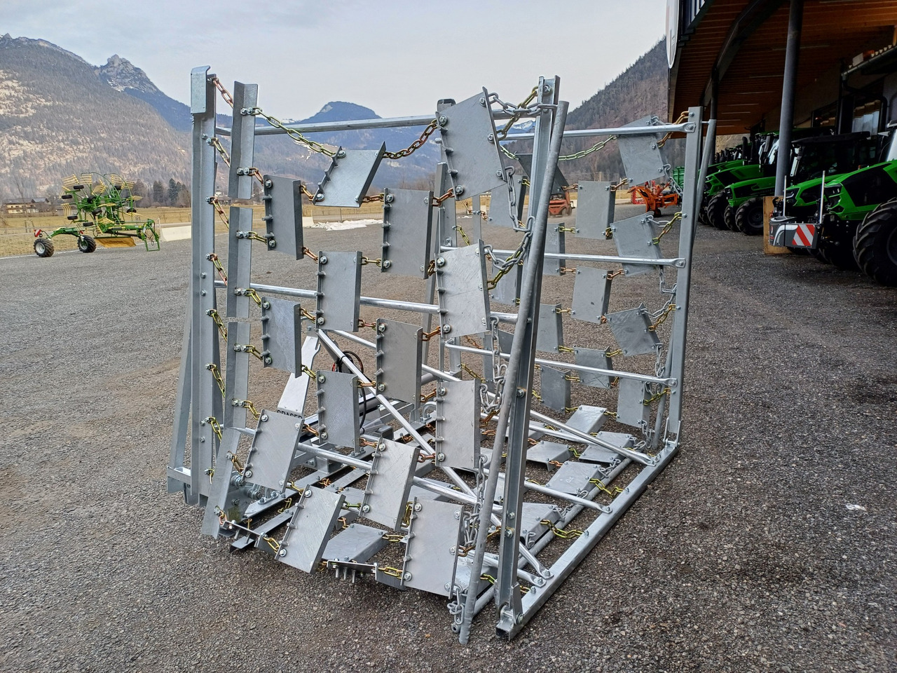 Gorenc Graser 600H (22742) - Weidesleep: afbeelding 3 Gorenc Graser 600H (22742) - Weidesleep: afbeelding 3