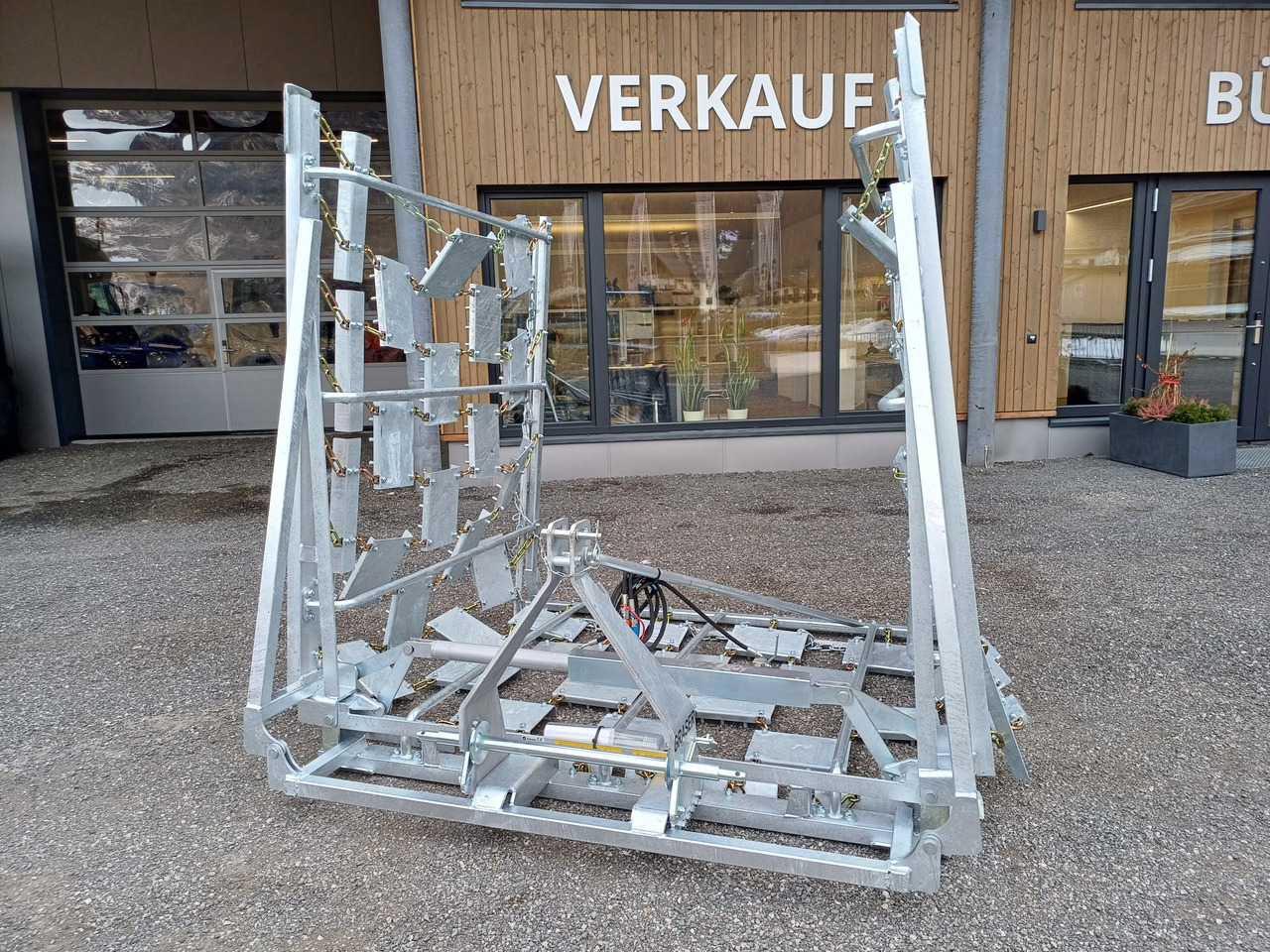 Gorenc Graser 600H (22742) - Weidesleep: afbeelding 1 Gorenc Graser 600H (22742) - Weidesleep: afbeelding 1