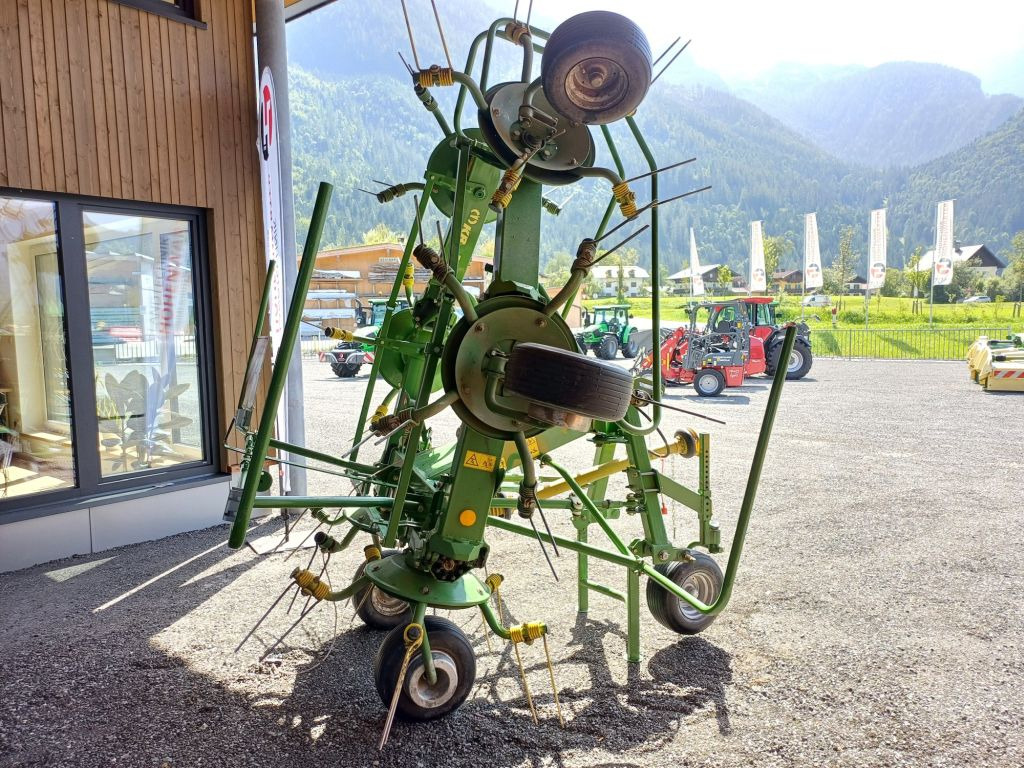 Krone KW 6.02/6 (22003) - Hooischudder: afbeelding 4 Krone KW 6.02/6 (22003) - Hooischudder: afbeelding 4