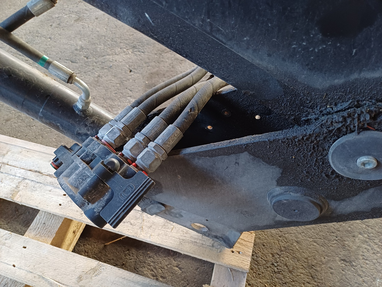 Trima X36 P Euro (22937) - Voorlader voor tractor: afbeelding 5 Trima X36 P Euro (22937) - Voorlader voor tractor: afbeelding 5