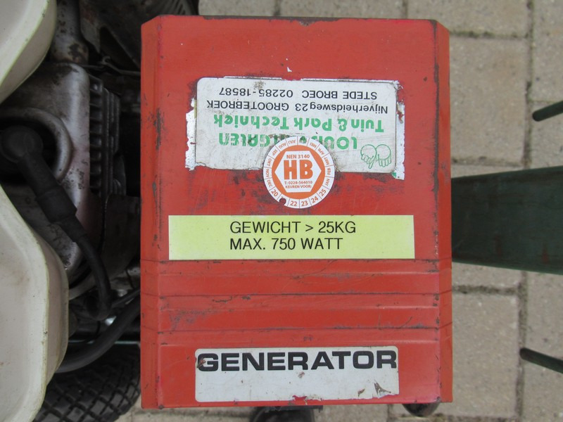 Honda Aggregaat 750 Generator 750W / 220V - Industrie generator: afbeelding 3 Honda Aggregaat 750 Generator 750W / 220V - Industrie generator: afbeelding 3