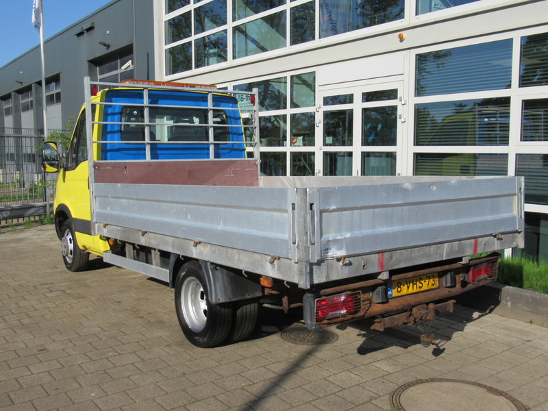 Iveco Daily 50C17 3.0D 125KW EEV 345 PickUp NIDO DIN - Bestelwagen open laadbak: afbeelding 4 Iveco Daily 50C17 3.0D 125KW EEV 345 PickUp NIDO DIN - Bestelwagen open laadbak: afbeelding 4