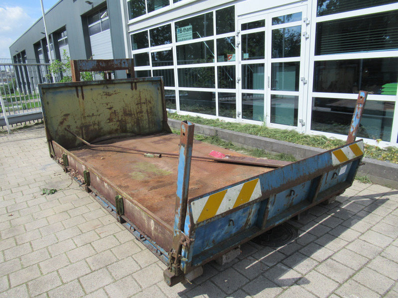 Leebur Haakarm Oprij-plateau 3,5 x 2 m. - Open laadbak: afbeelding 2 Leebur Haakarm Oprij-plateau 3,5 x 2 m. - Open laadbak: afbeelding 2