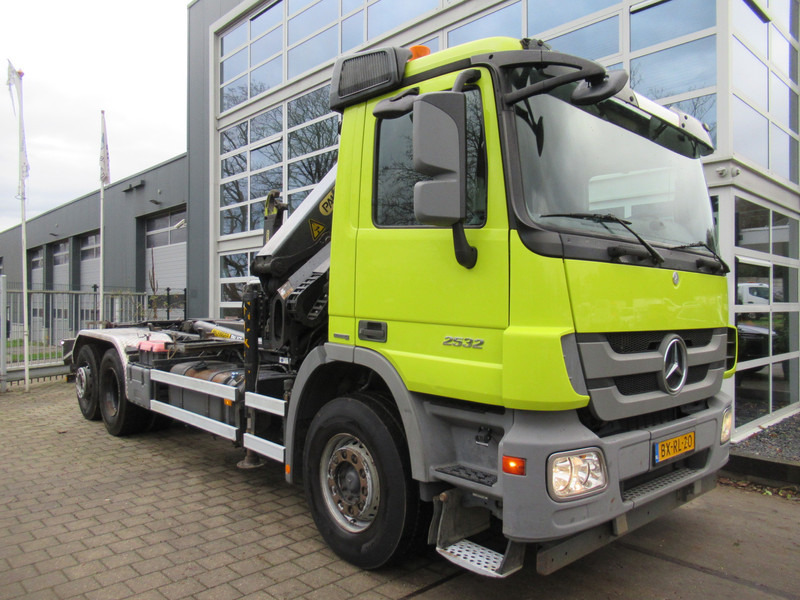 Mercedes-Benz ACTROS 2532 6x2 Palift T20 + Palfinger PK18002-EH Haak - Kraan - Haakarmsysteem vrachtwagen, Kraanwagen: afbeelding 3 Mercedes-Benz ACTROS 2532 6x2 Palift T20 + Palfinger PK18002-EH Haak - Kraan - Haakarmsysteem vrachtwagen, Kraanwagen: afbeelding 3