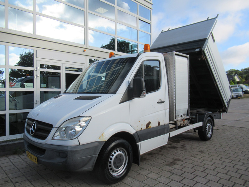 Mercedes-Benz Sprinter 309 2.2 CDI 366 3-Z./S. Kipper Tipper - Kipper bestelwagen: afbeelding 3 Mercedes-Benz Sprinter 309 2.2 CDI 366 3-Z./S. Kipper Tipper - Kipper bestelwagen: afbeelding 3