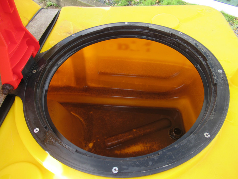 NIDO E.S.V.E CSP1100 AWCL AWK 1800 Natzoutstrooier Aanhanger - Tank aanhanger: afbeelding 4 NIDO E.S.V.E CSP1100 AWCL AWK 1800 Natzoutstrooier Aanhanger - Tank aanhanger: afbeelding 4